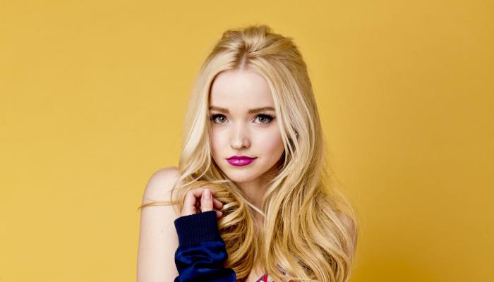 Dove Cameron Wallpaper